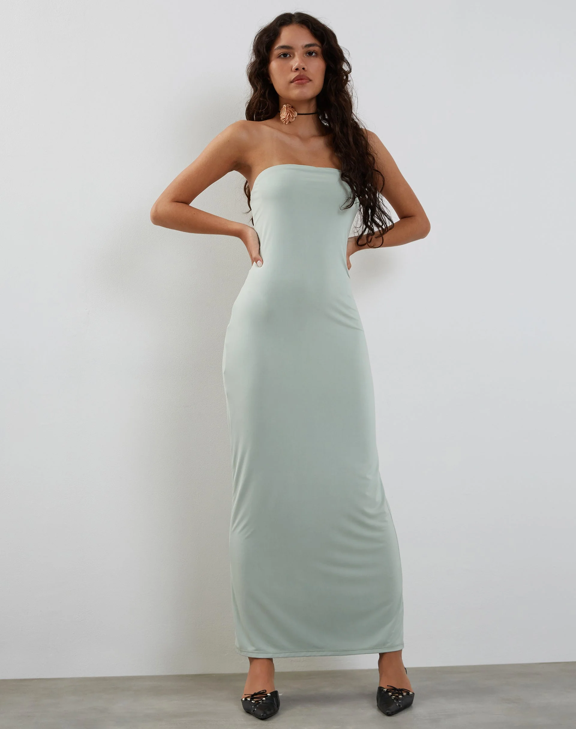 Annalise Bandeau Slinky Maxi Dress in Mint - Image 2
