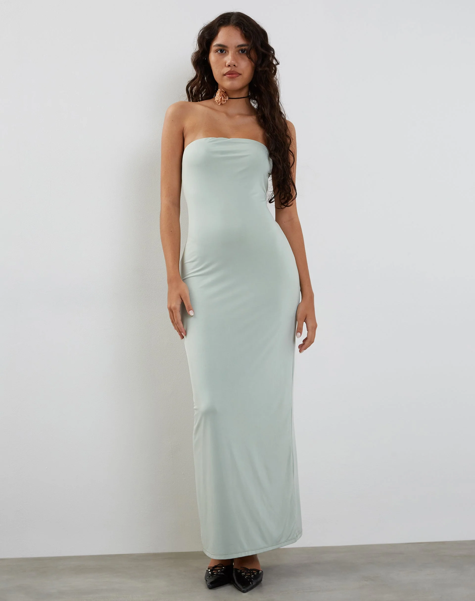 Annalise Bandeau Slinky Maxi Dress in Mint - Image 4