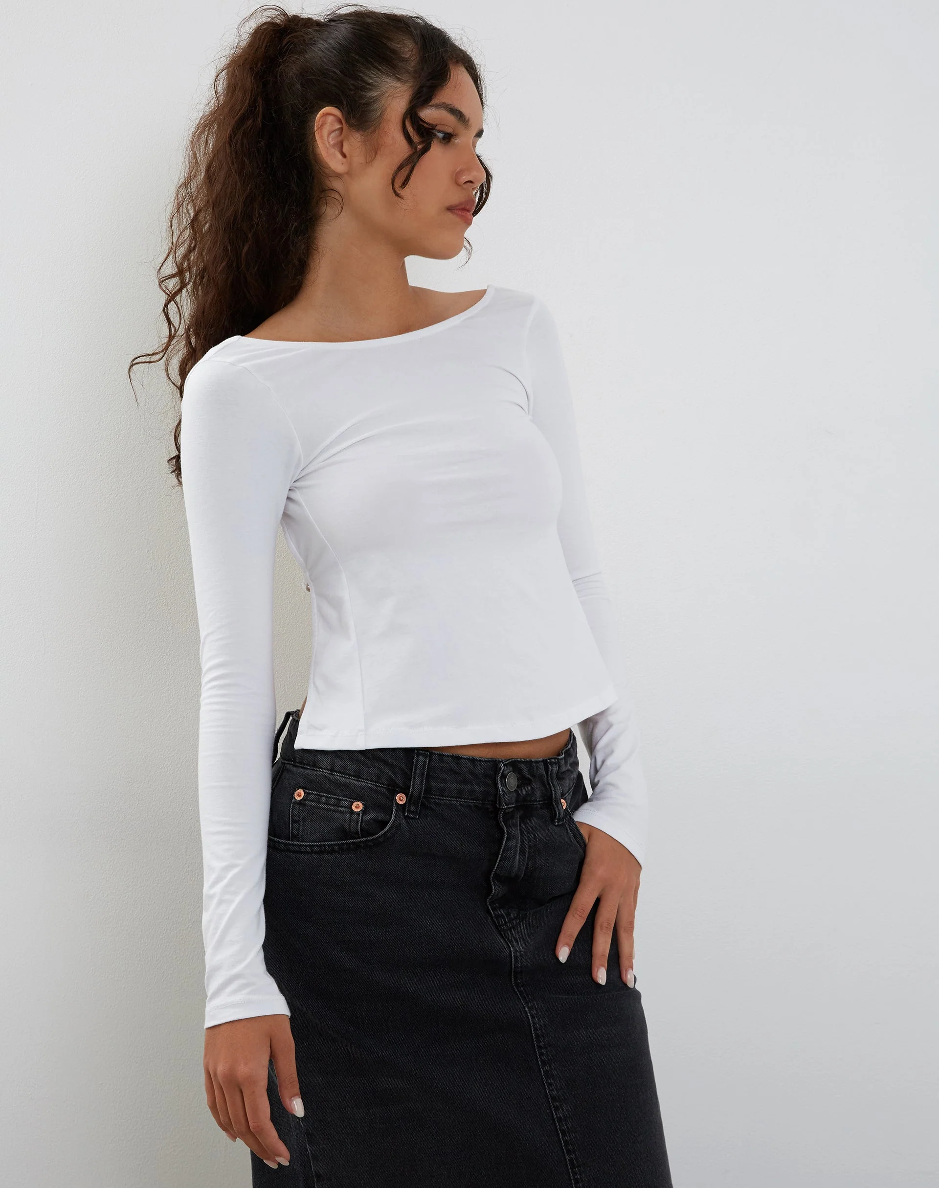 Ansita Long Sleeve Top in White - Image 2