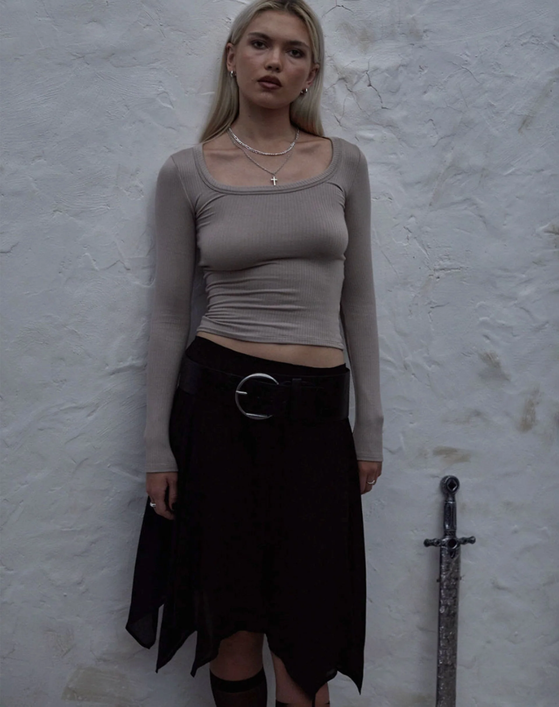 Binlo Extra Long Sleeve Top in London Fog - Image 5