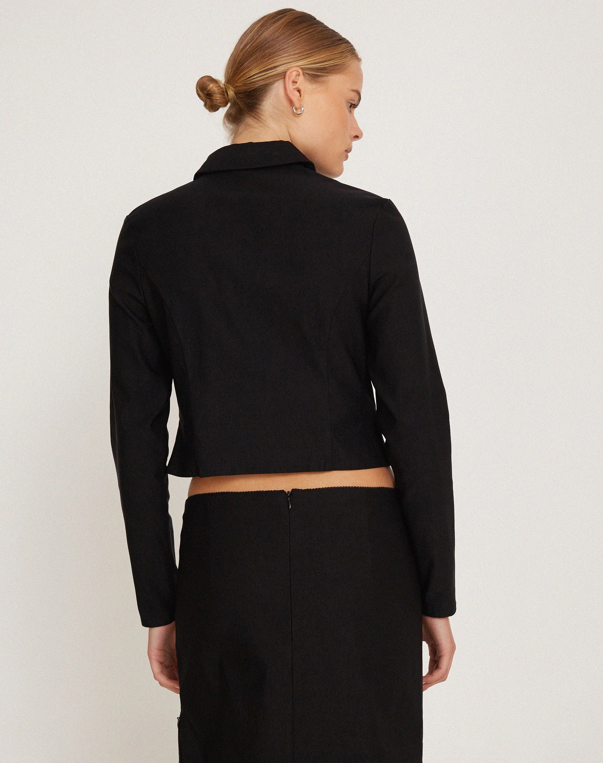 Carson Cropped Jacket in Black - Image 6