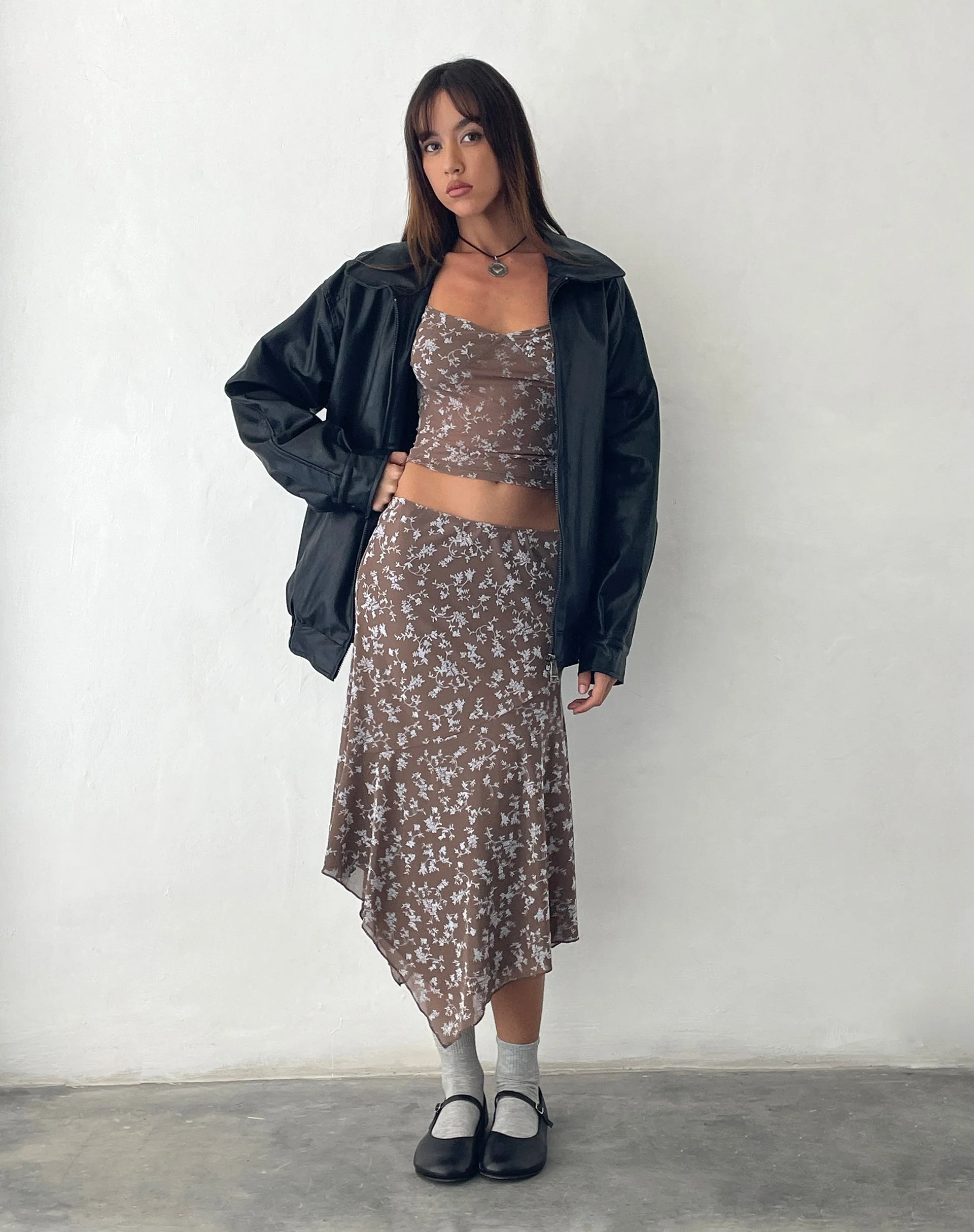 Cinta Low Rise Midi Skirt in Botanist Flock Dark Taupe - Image 2