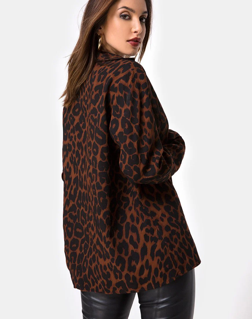 Disam Shirt in Oversize Jaguar Brown - Image 2