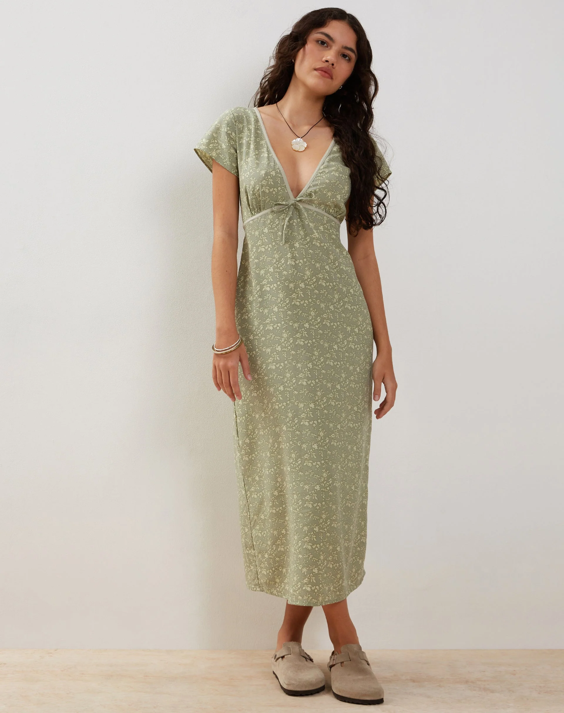 Eviaso Midi Dress in Ditsy Mix Floral Green - Image 7