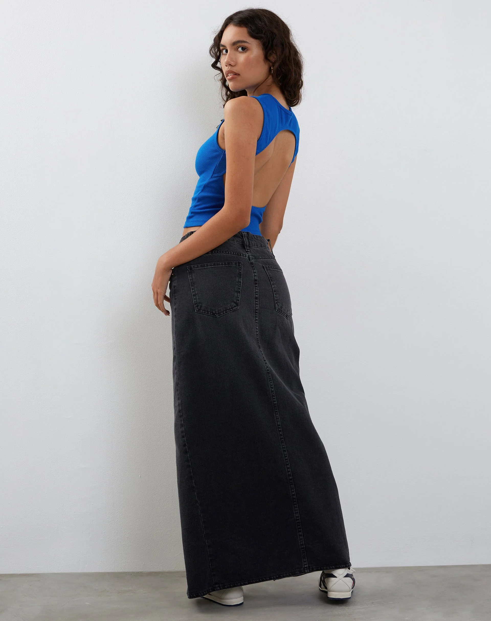 Gelsho Ribbed Open Back Tank Top in Cobalt - Image 4