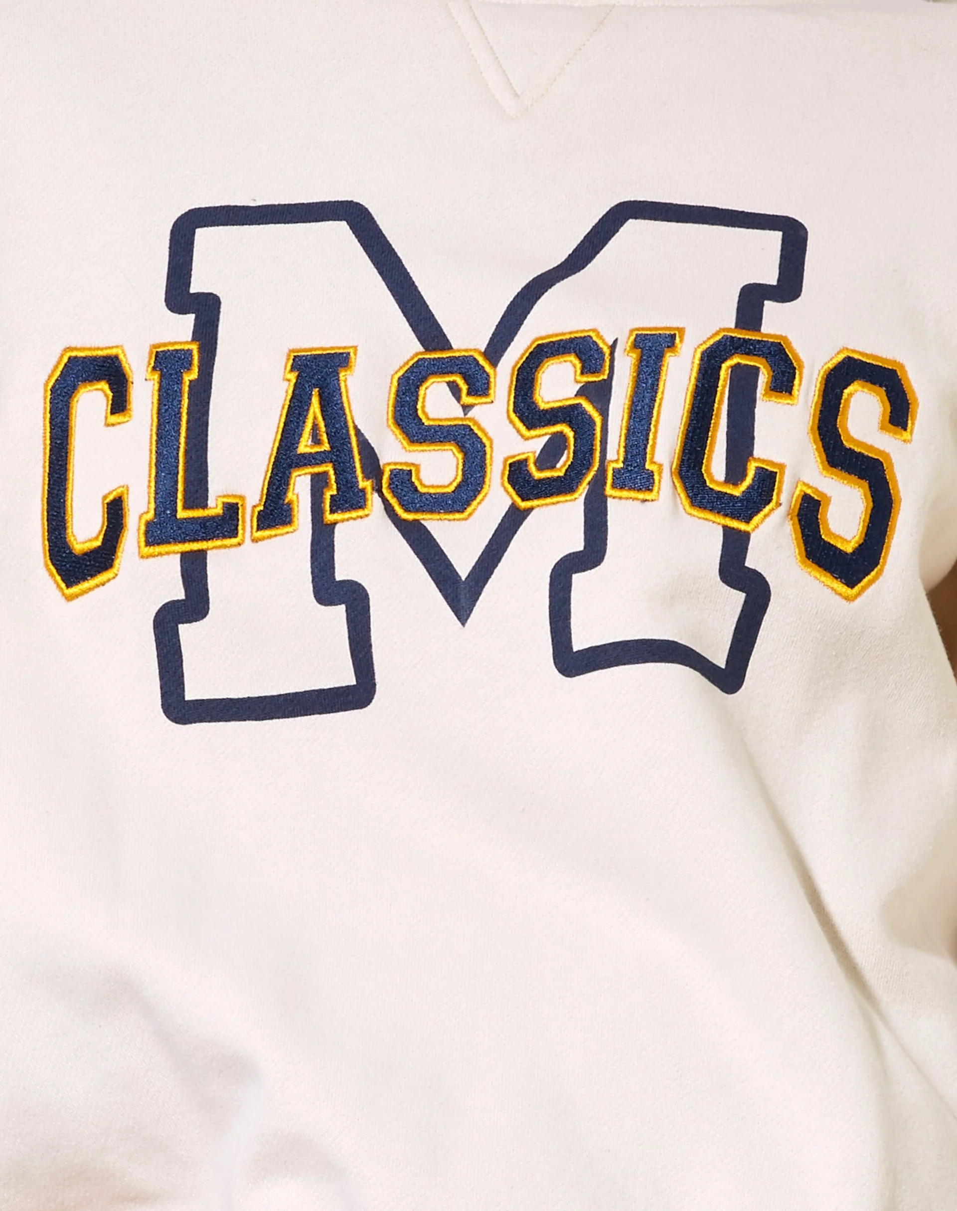 Glan Sweatshirt in Winter White M Classics Mix Embro - Image 5