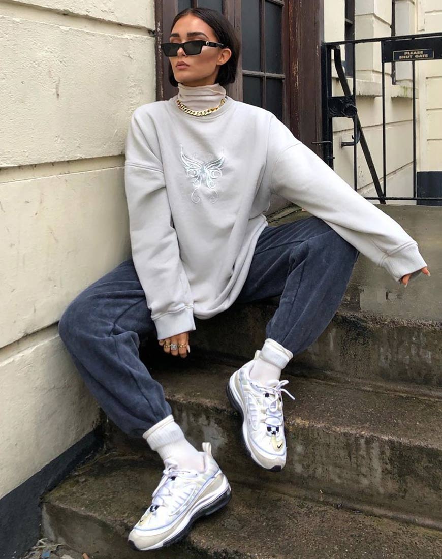 Glo Sweatshirt in Ecru with Butterfly Embro - Image 3