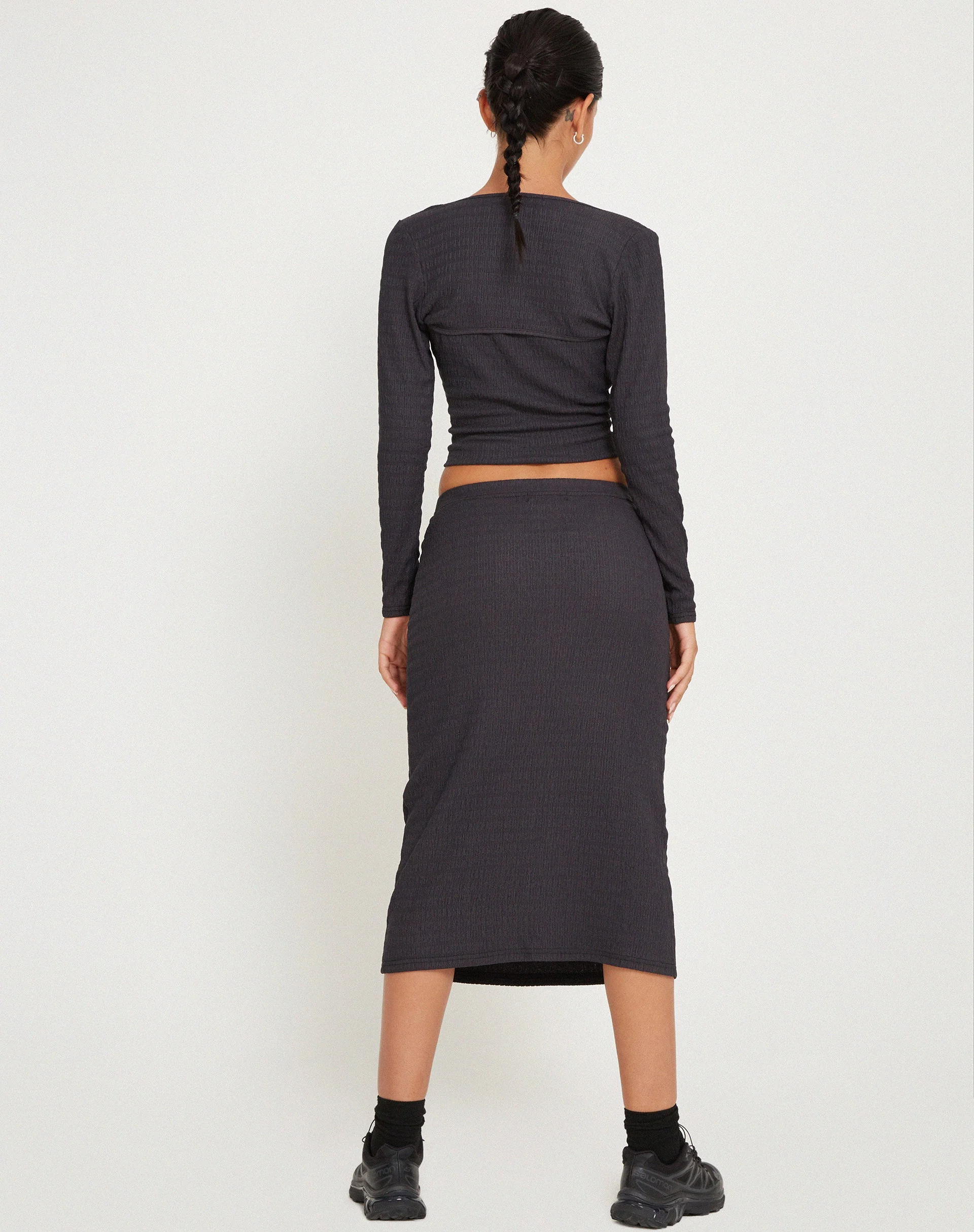 Hadley Midi Skirt in Crinkle Charcoal - Image 3