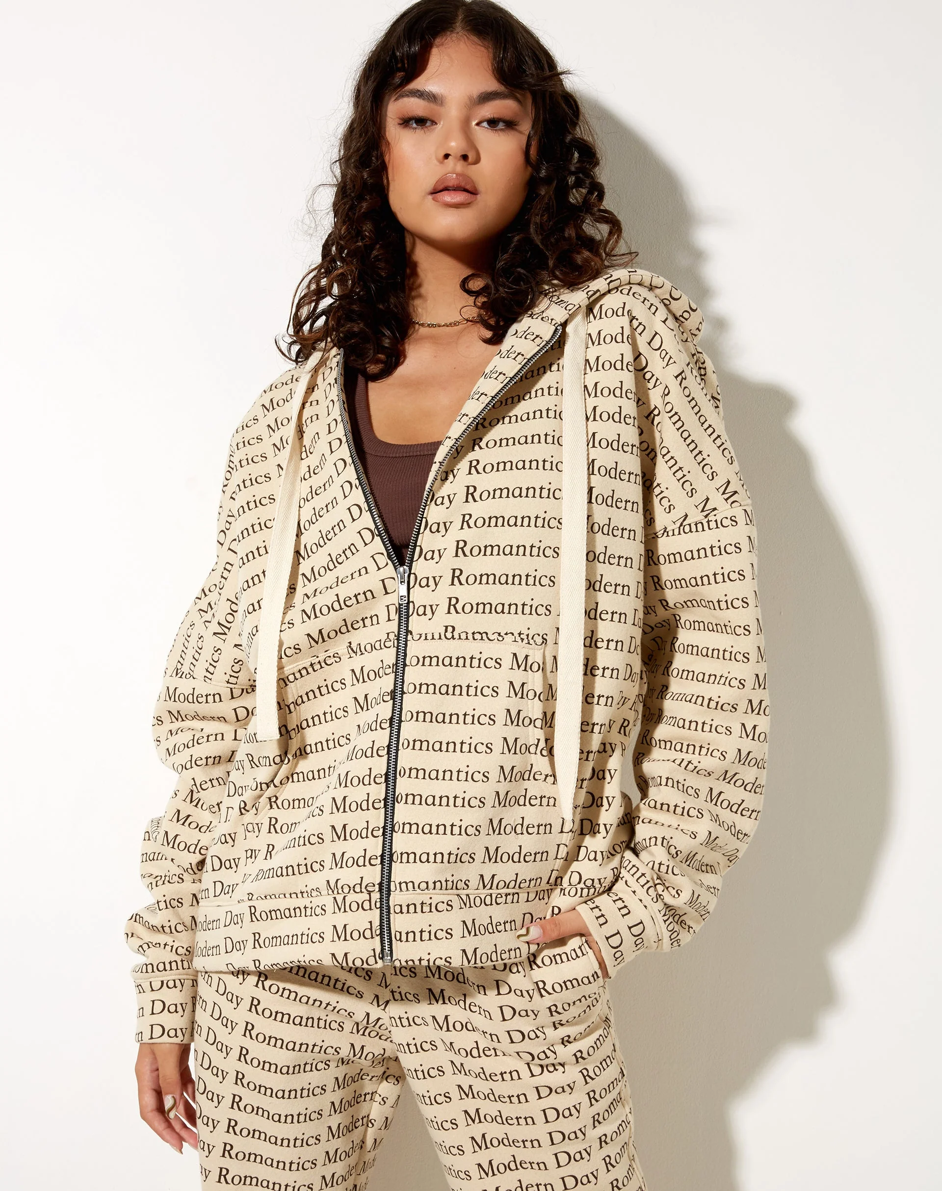 Hollack Zip Hoody in Modern Day Romantics