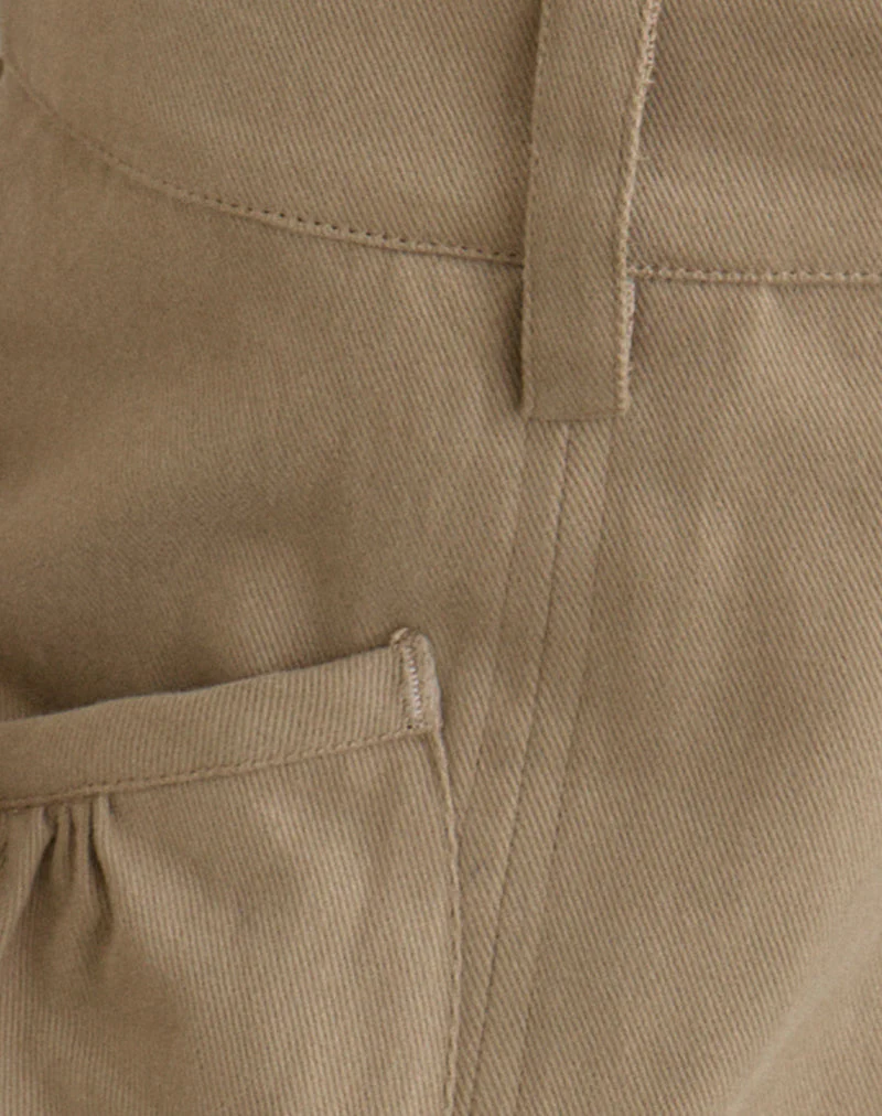 Iria Cargo Capri Trouser in Twill Khaki - Image 8