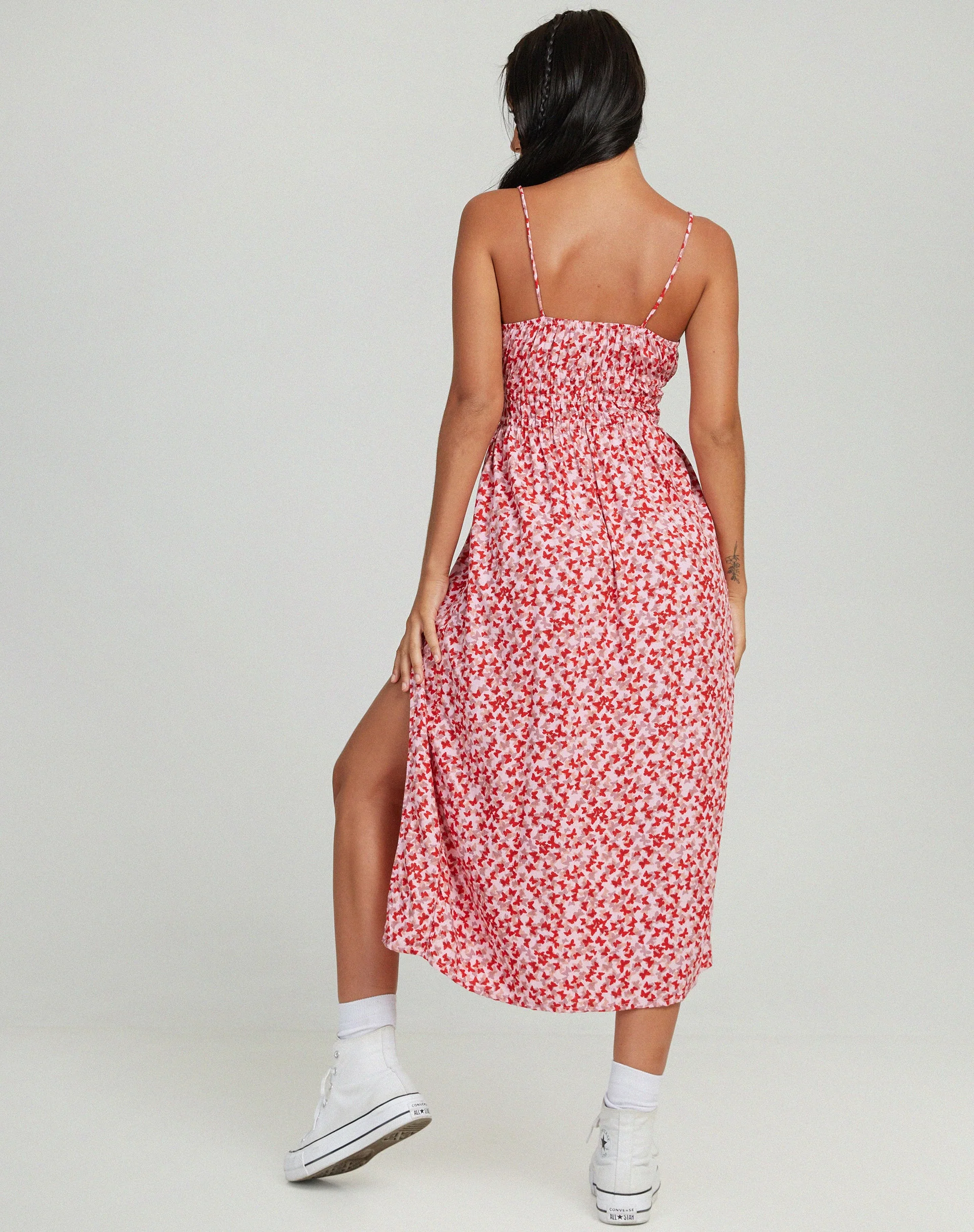 Jeyro Midi Dress in Ditsy Butterfly Peach and Red - Image 2