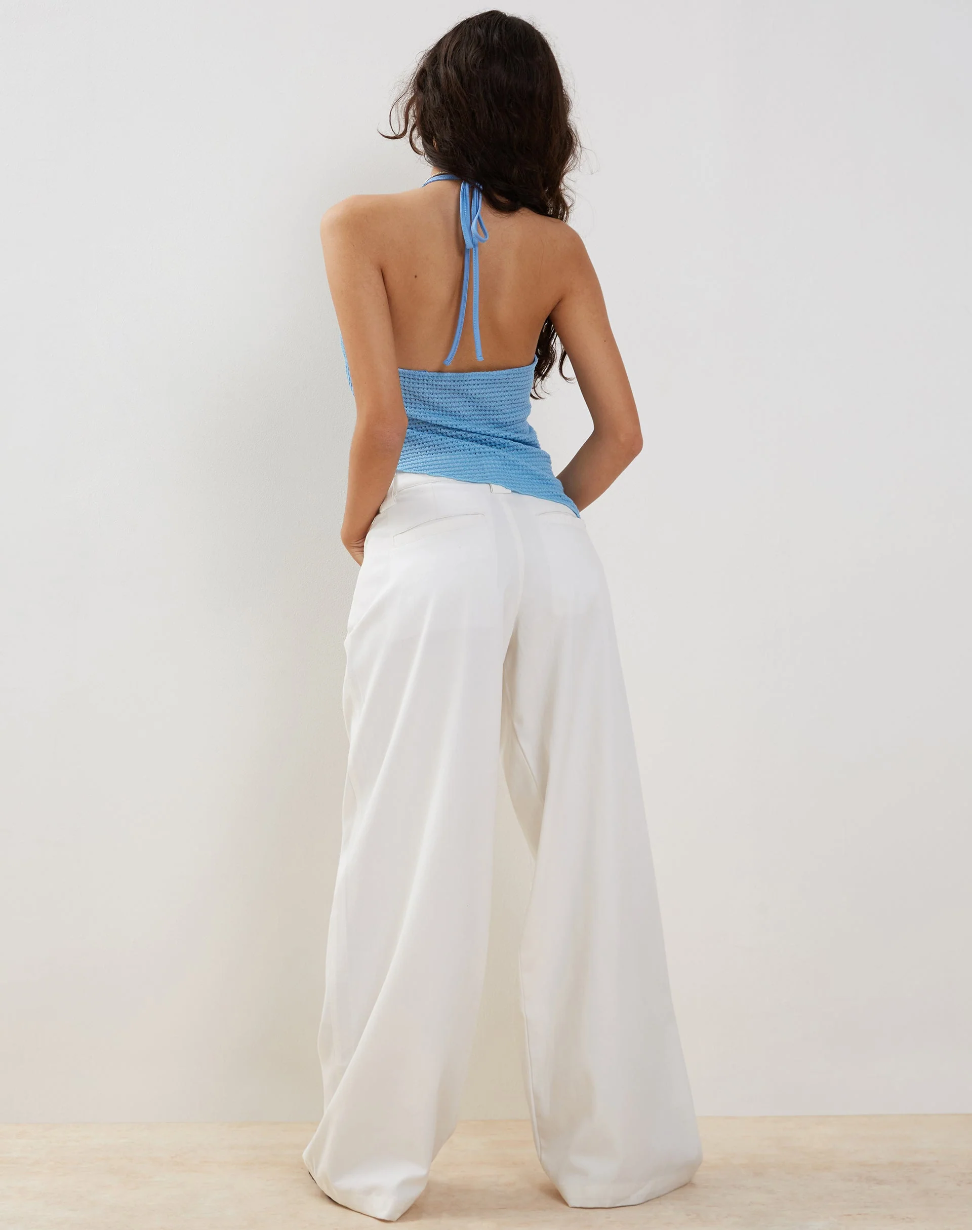 Kaomy Wide Leg Trouser in White - Image 4