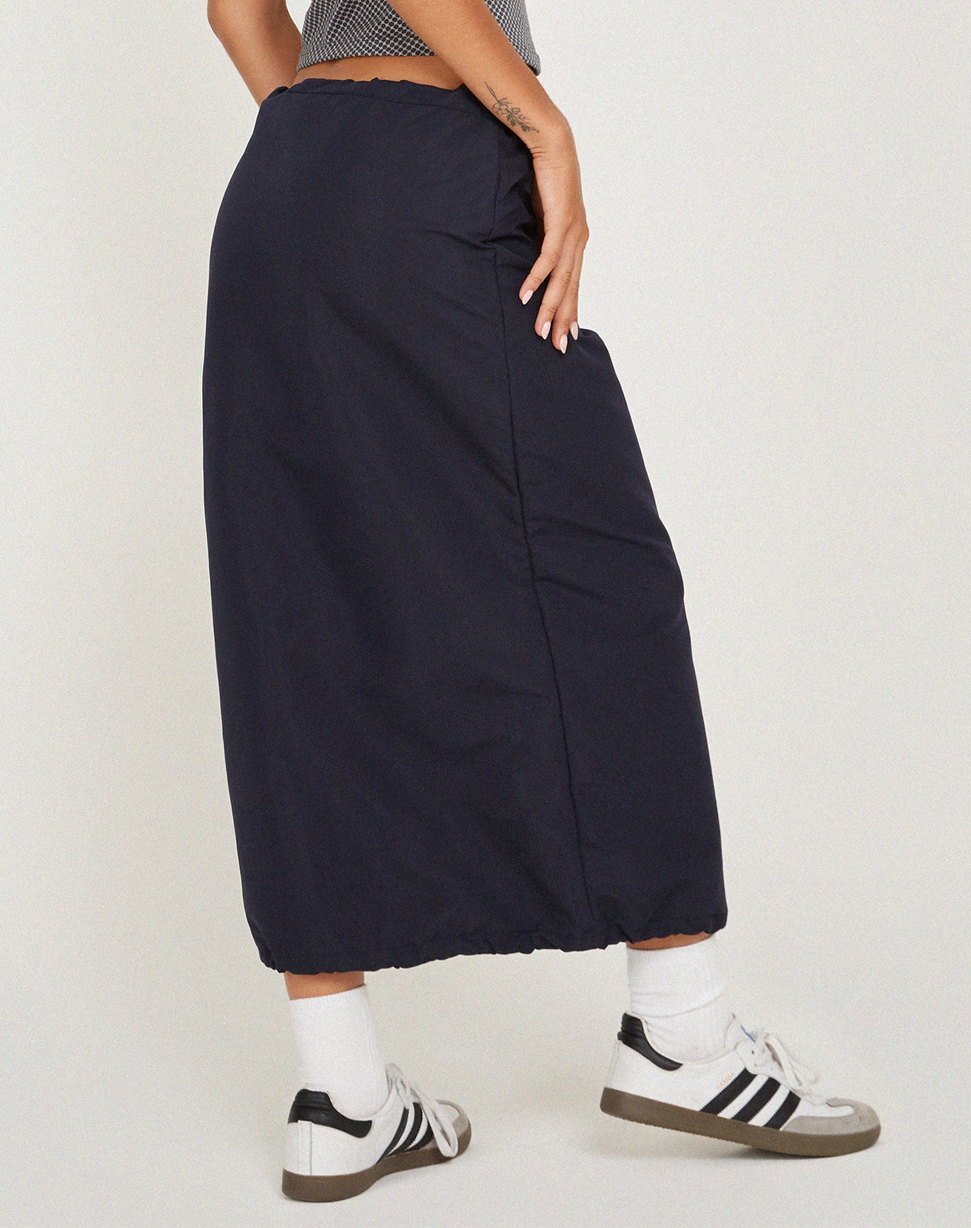 Kasao Midi Cargo Skirt in Navy - Image 3