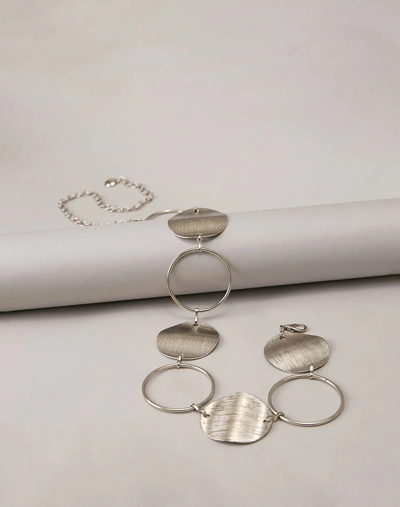 Kiana Round Belt in Silver - Image 6