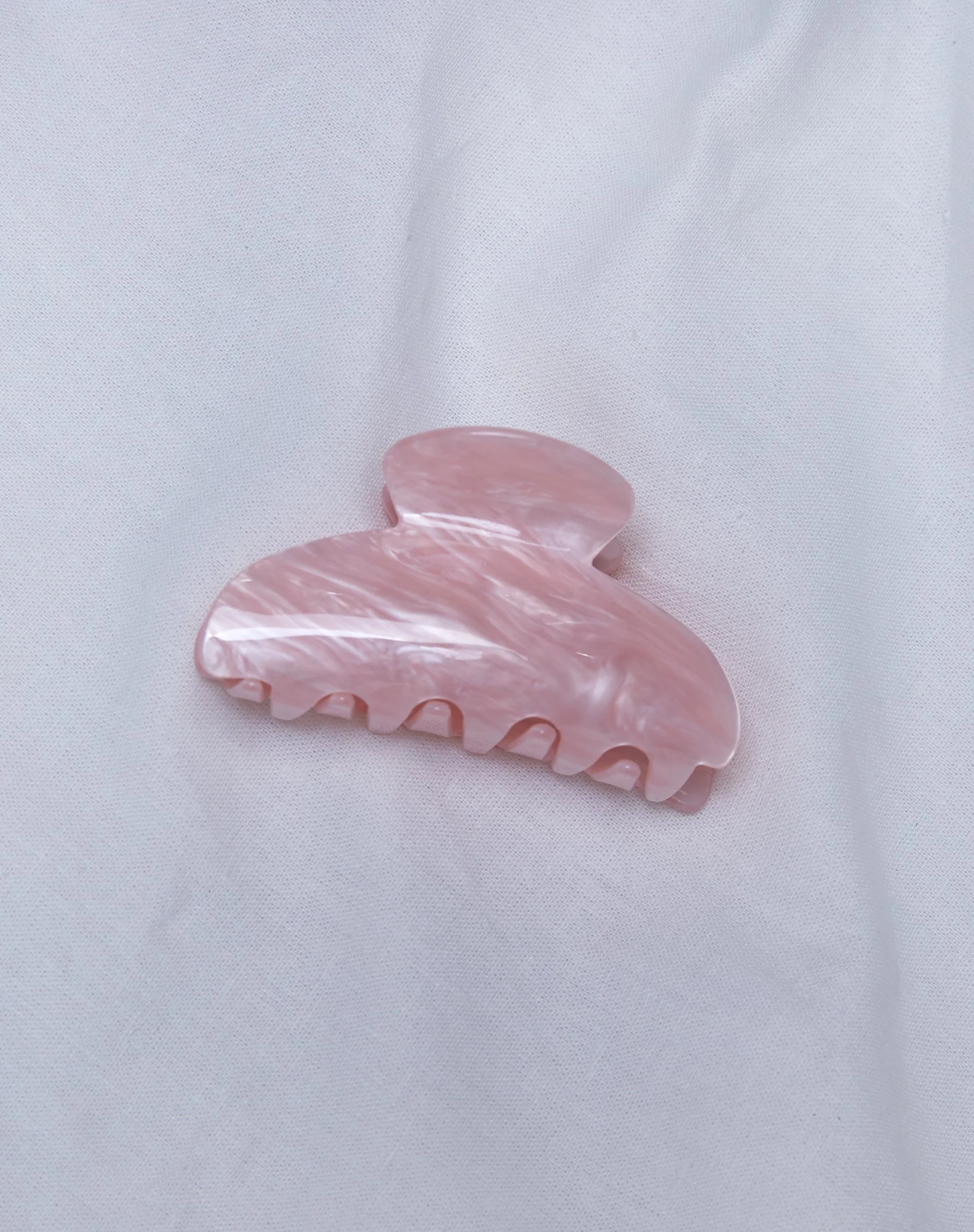 Kima Hair Claw in Pink Pearl - Image 2