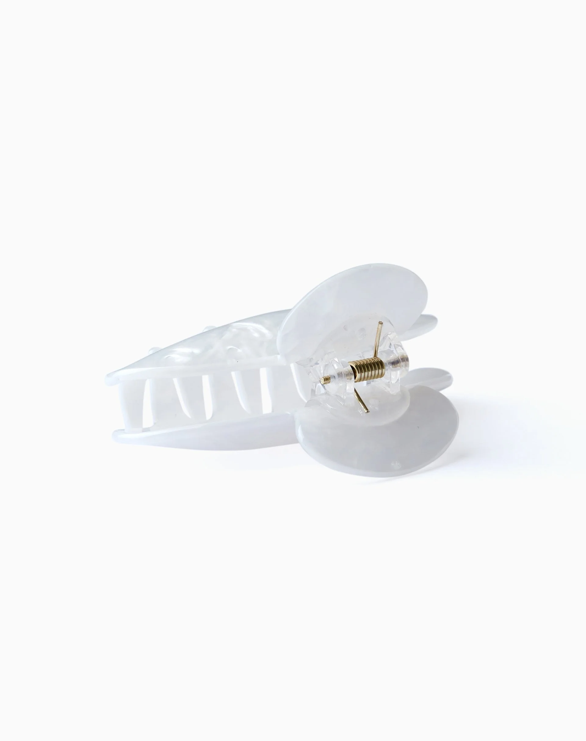 Kima Hair Claw in White Pearl - Image 12