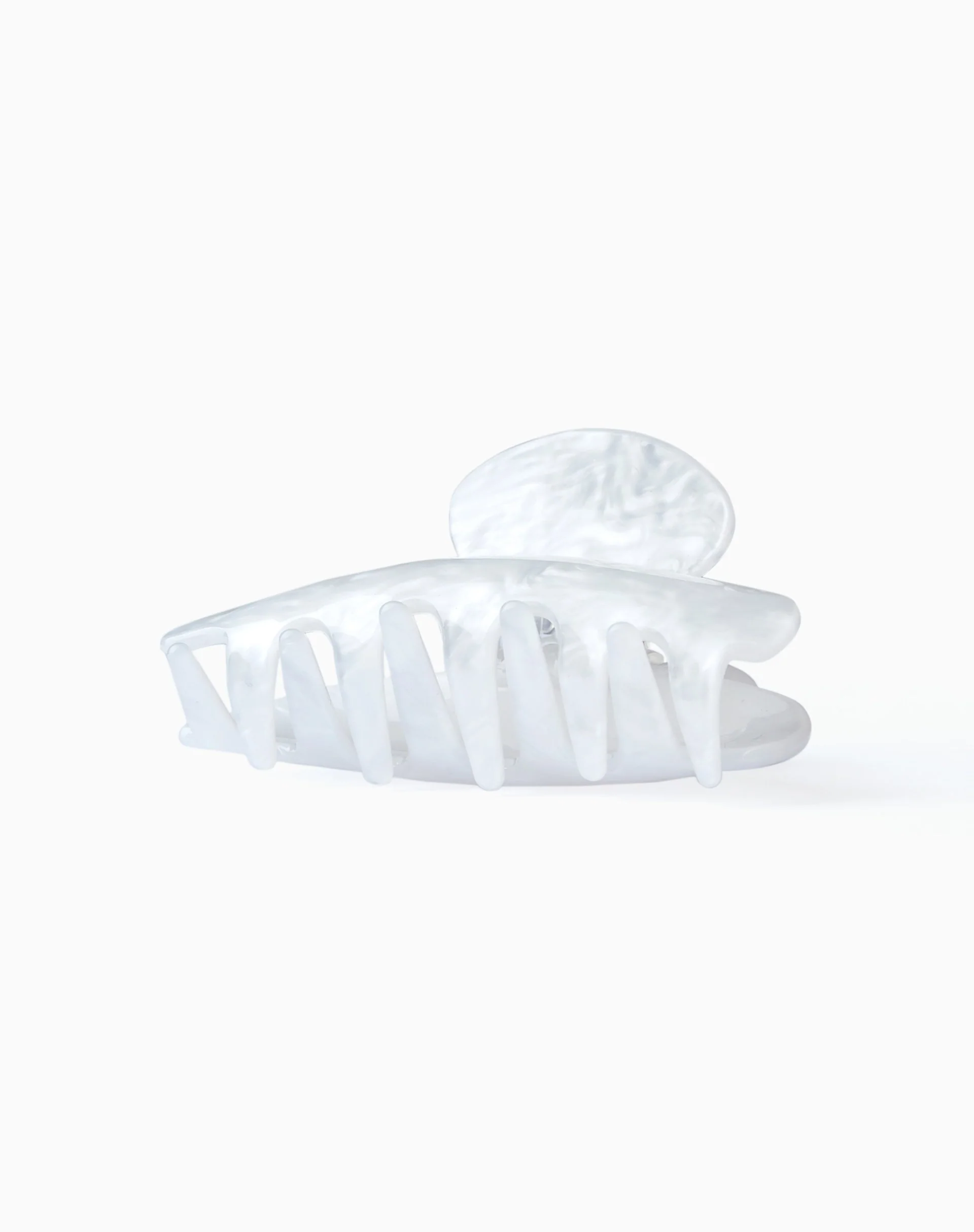 Kima Hair Claw in White Pearl - Image 14