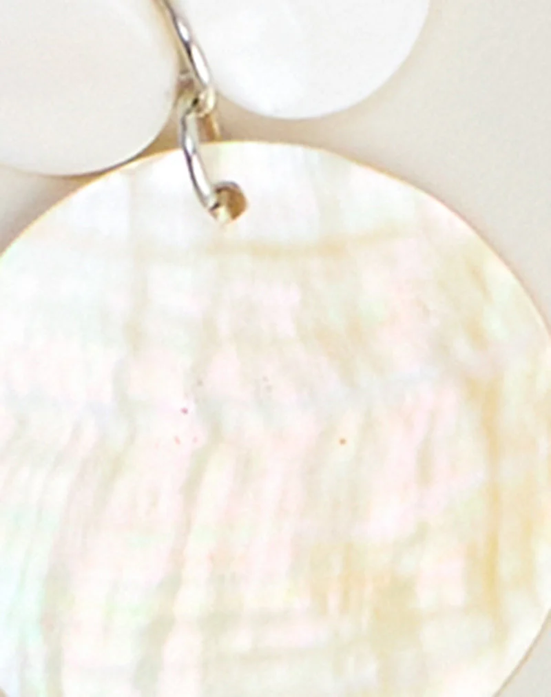Large Circle Shell Necklace - Image 5