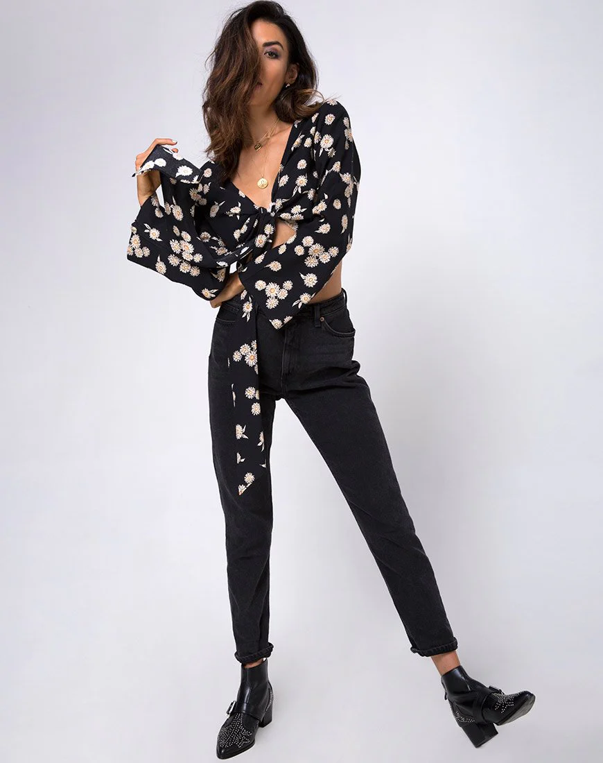Laya Wrap Top in Grunge Daisy Floral - Image 3