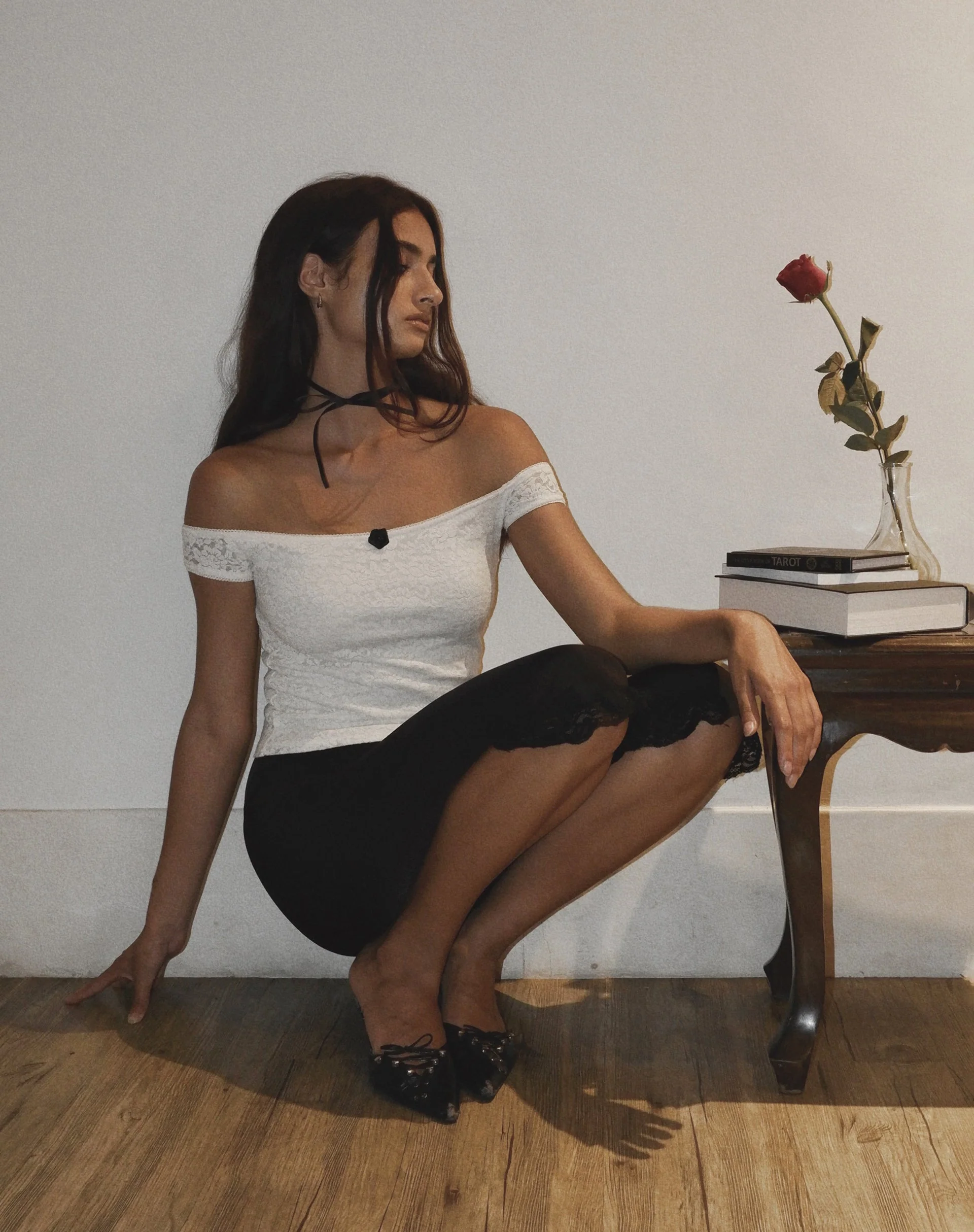 Lonnie Bardot Top in Rose Lace Ivory - Image 4