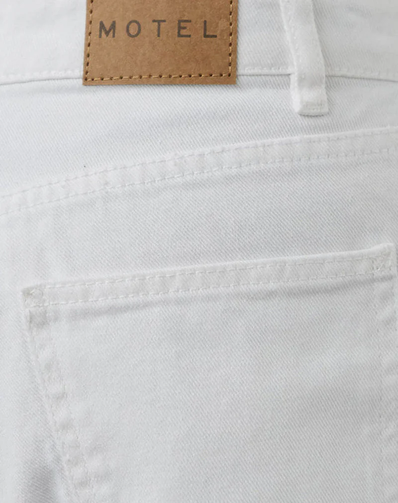 Low Rise Roomy Jeans in True White - Image 6