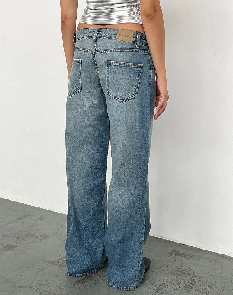 Low Rise Roomy Jeans in Vintage Bleach - Image 4