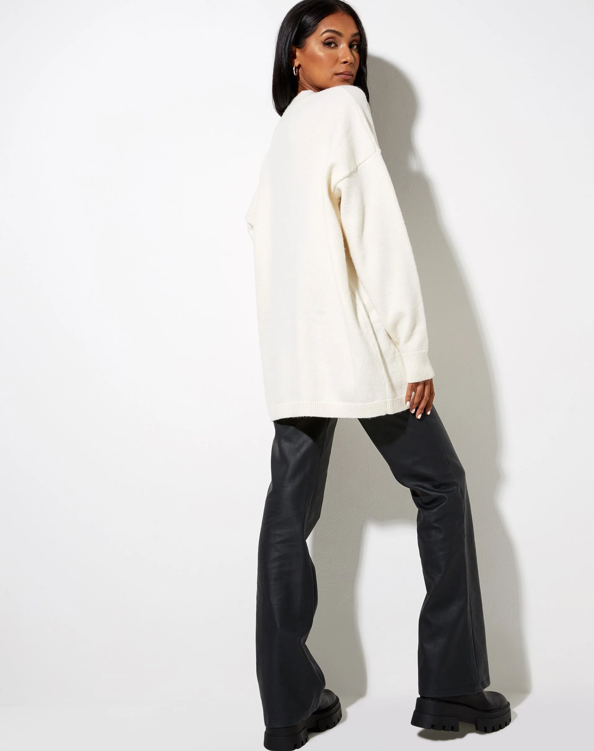 Lulees Jumper in Knit Ivory Cherub Black - Image 6