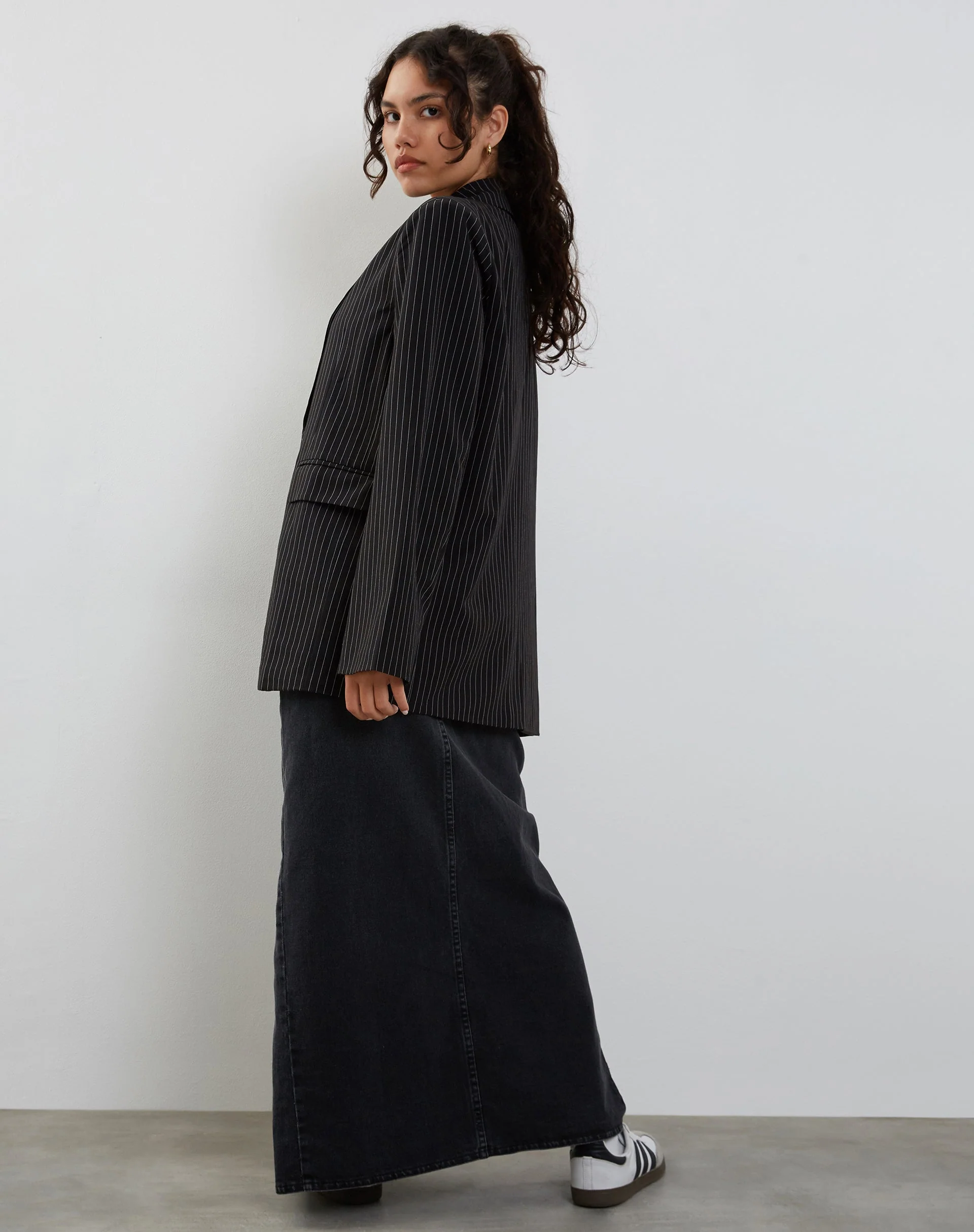 Maiwa Blazer in Pinstripe Black - Image 4