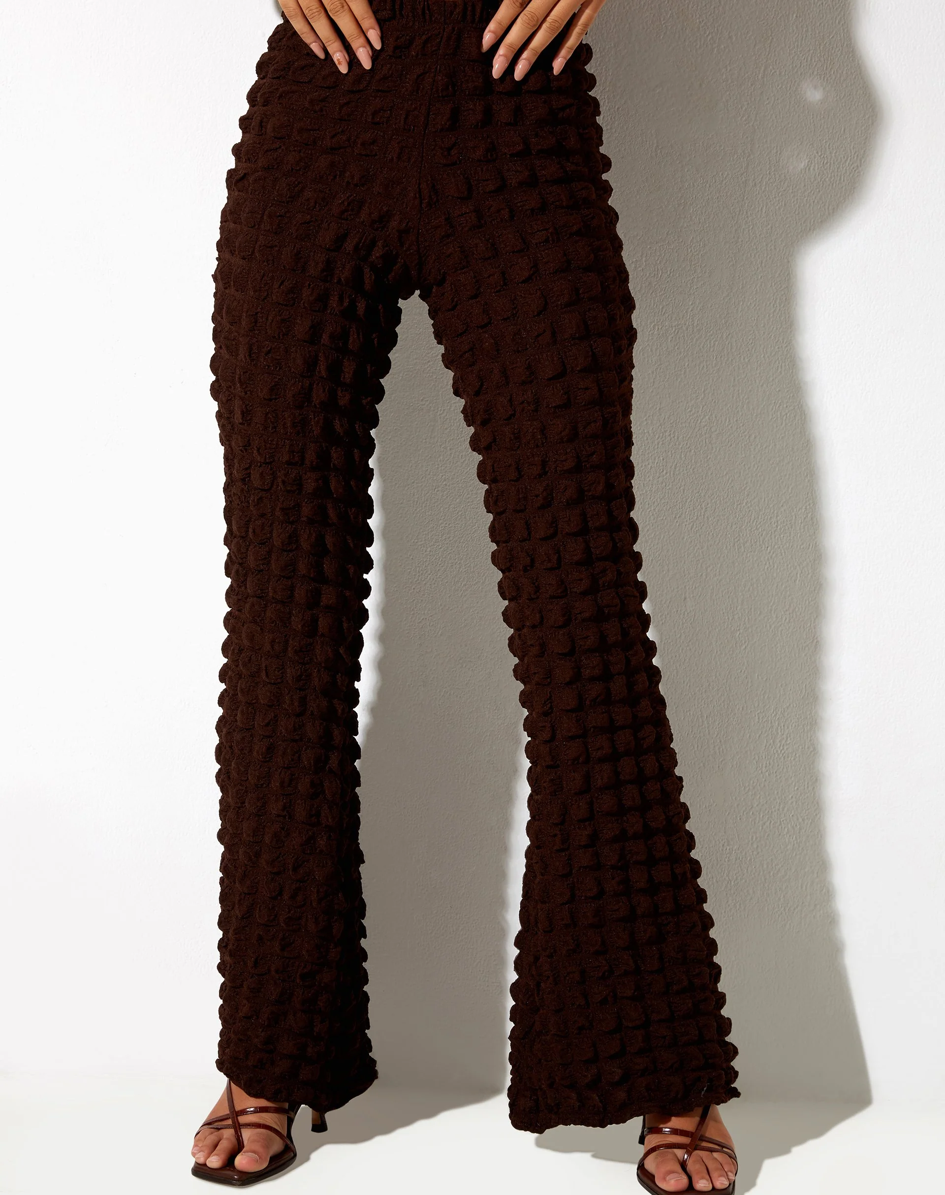 Meldi Trouser in Bubble Jersey Brown - Image 3