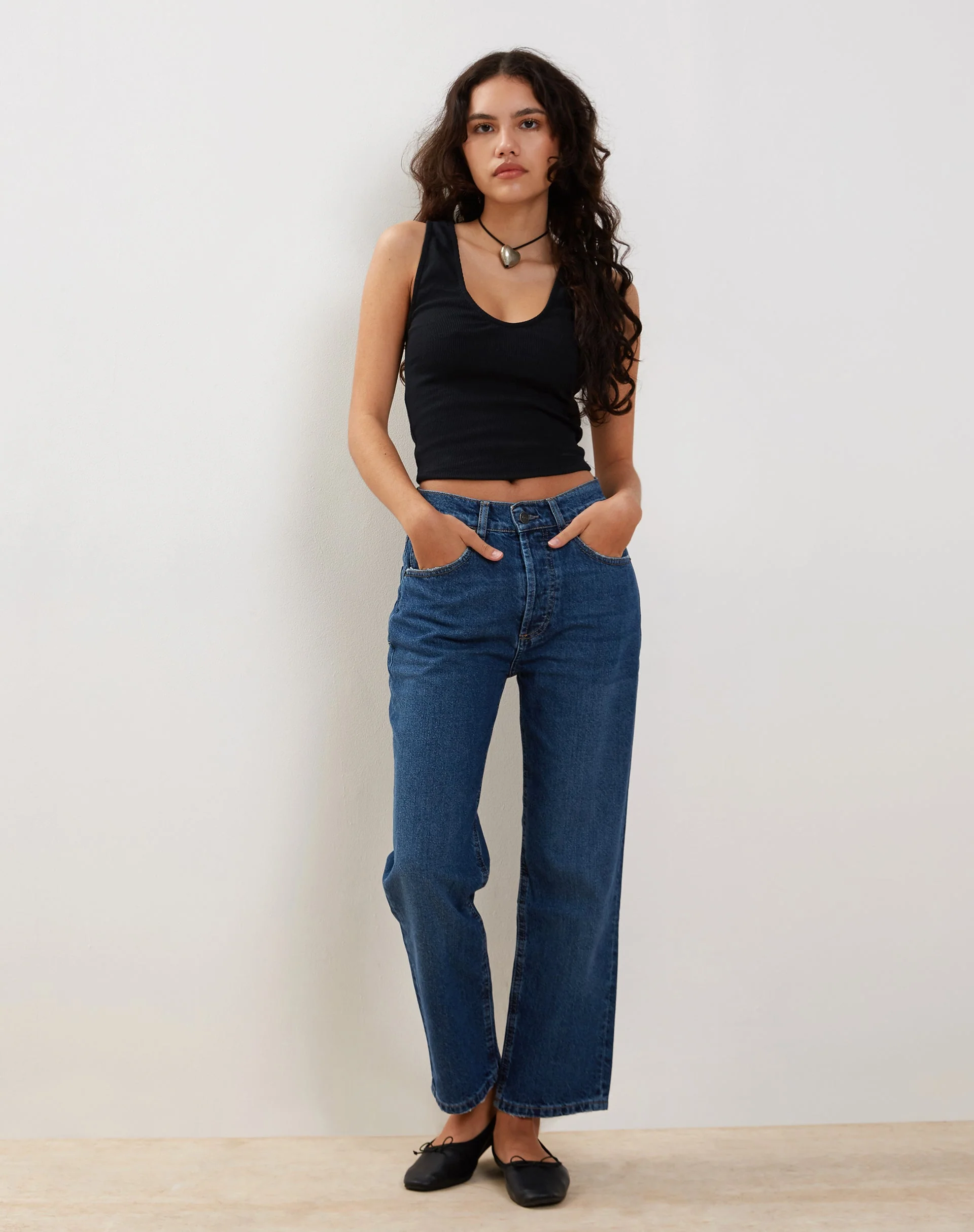 Mid Rise Straight Leg Jeans in Mid Blue Used Denim - Image 5