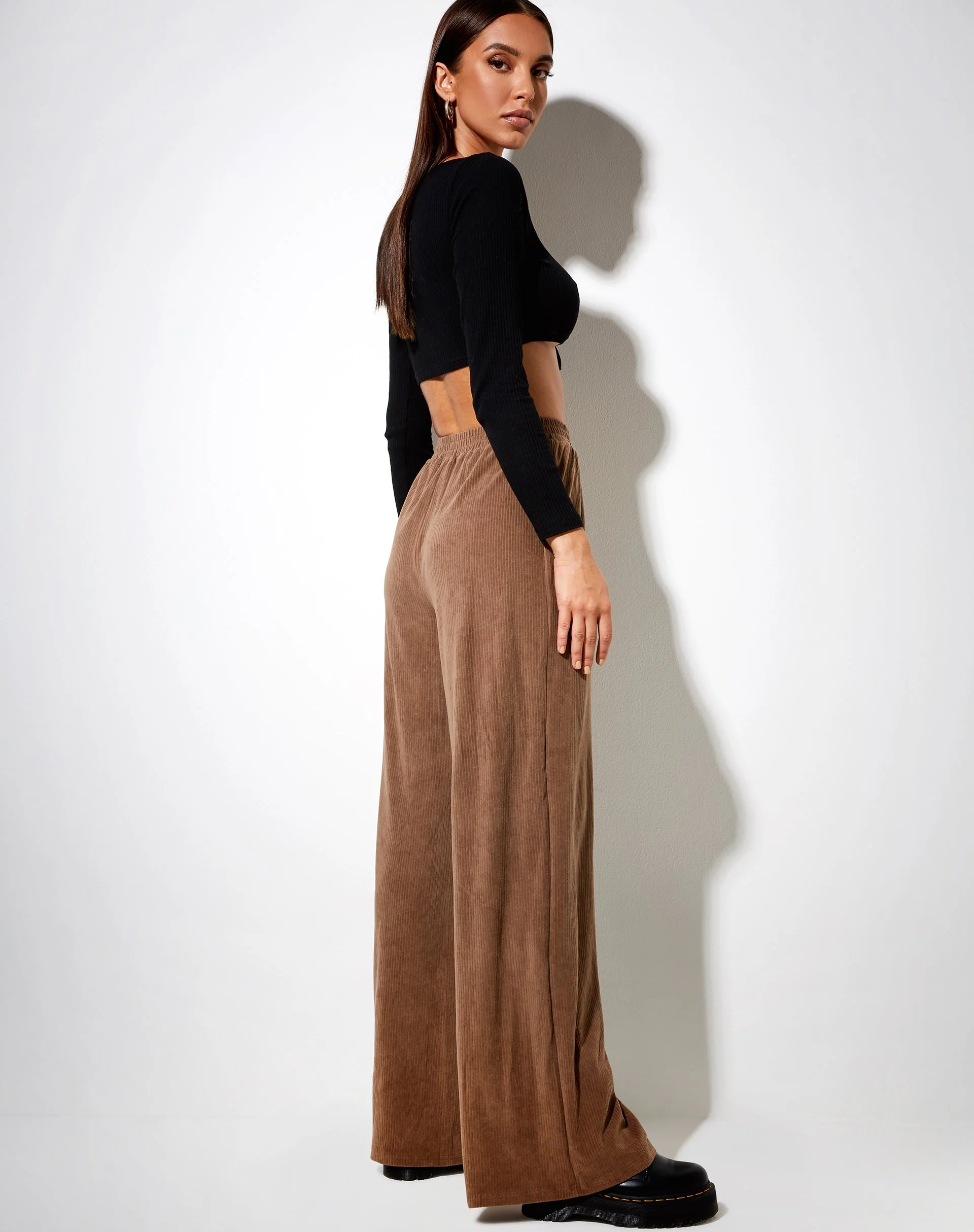 Obeli Trouser in Velvet Rib Tan Brown - Image 4