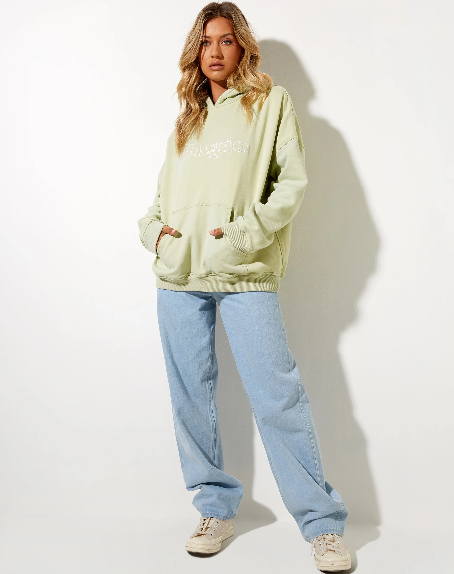 Oversize Hoodie in Green Graffiti Magic Embro - Image 4