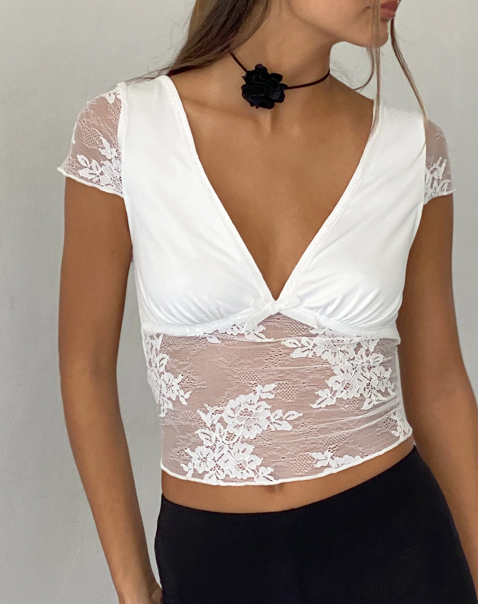 Prili Plunge Top in Lace Ivory - Image 2