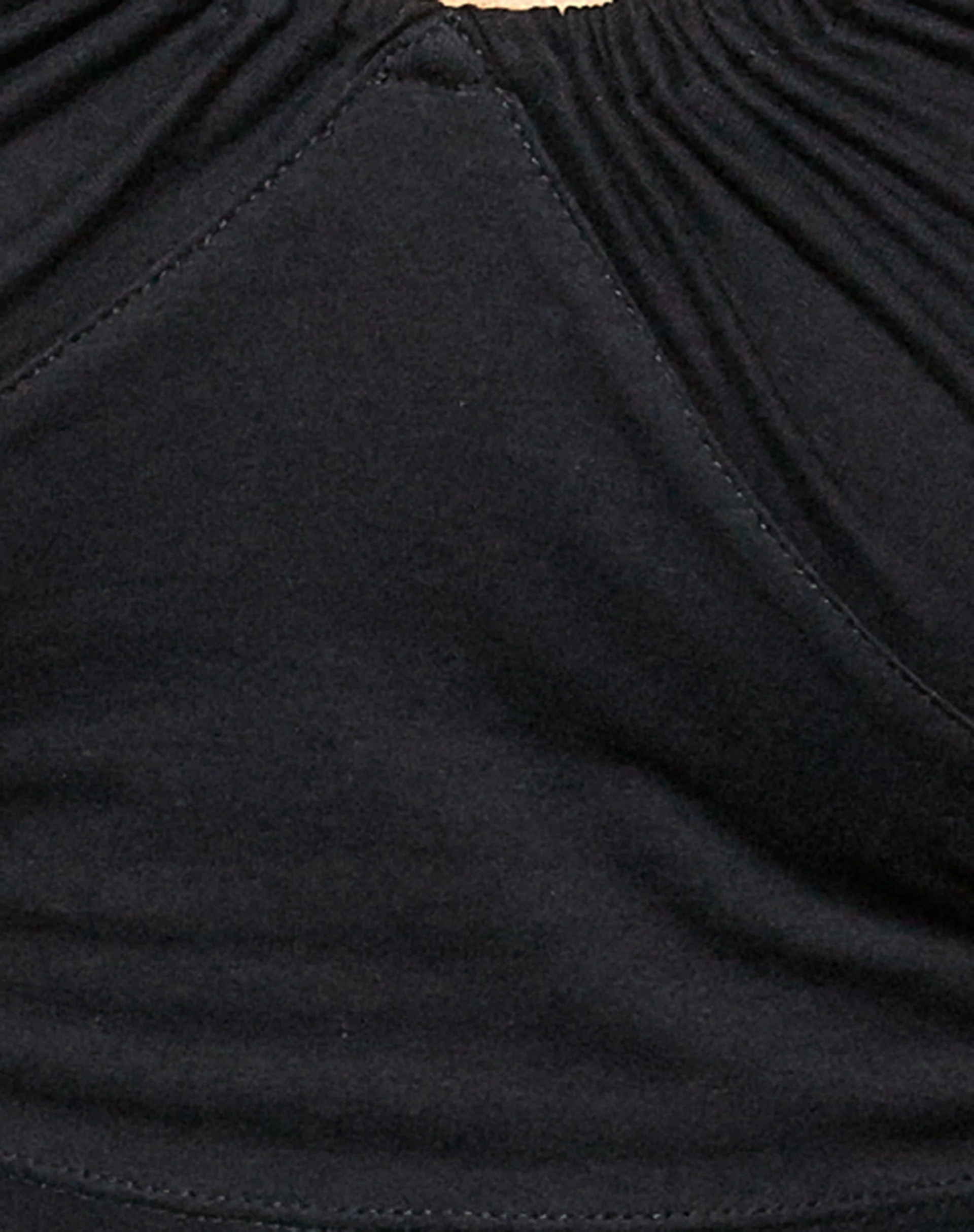 Ratri Crop Top in Black - Image 6