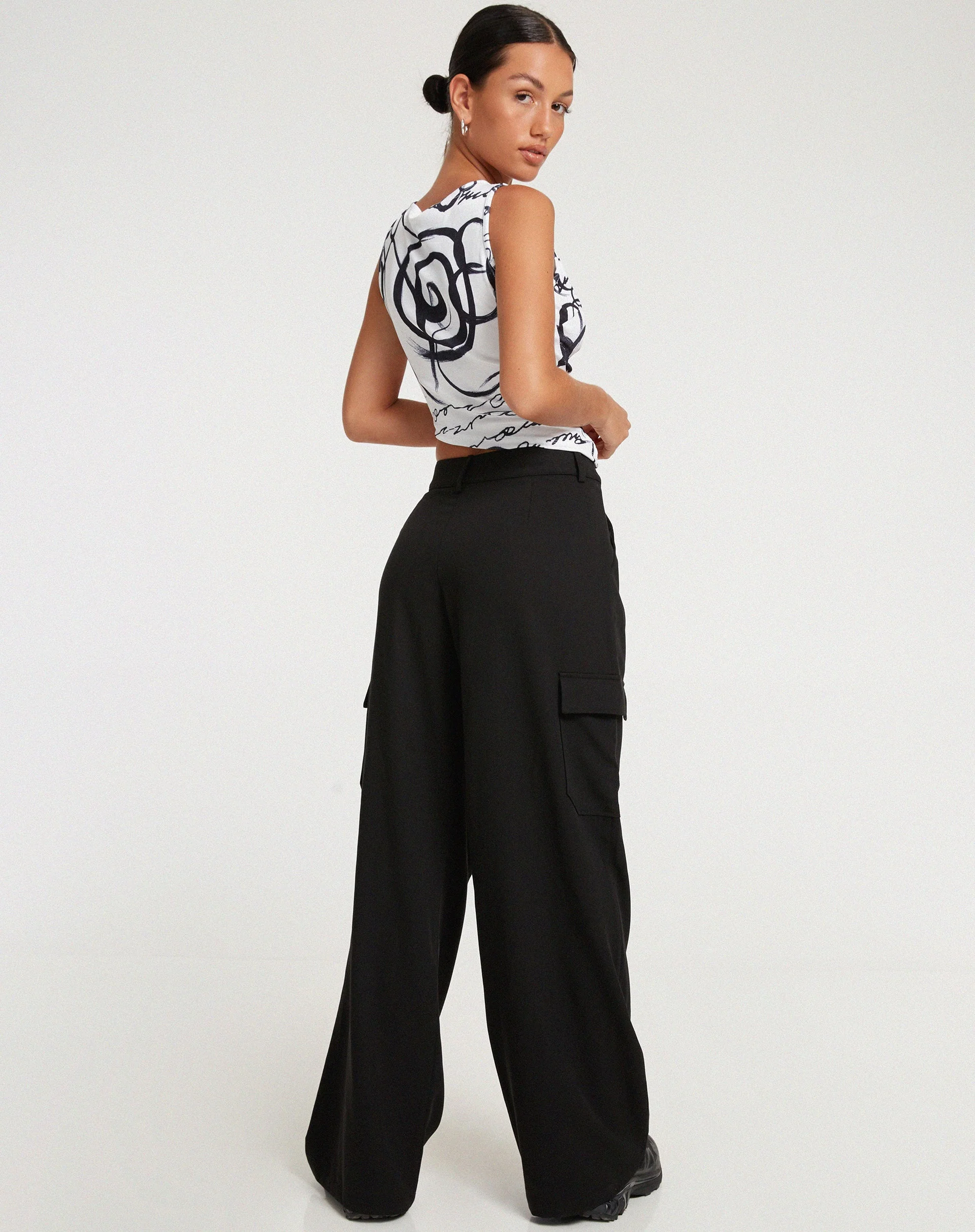 Rembulan Asymmetric Top in Mono Doodle Black and White - Image 5