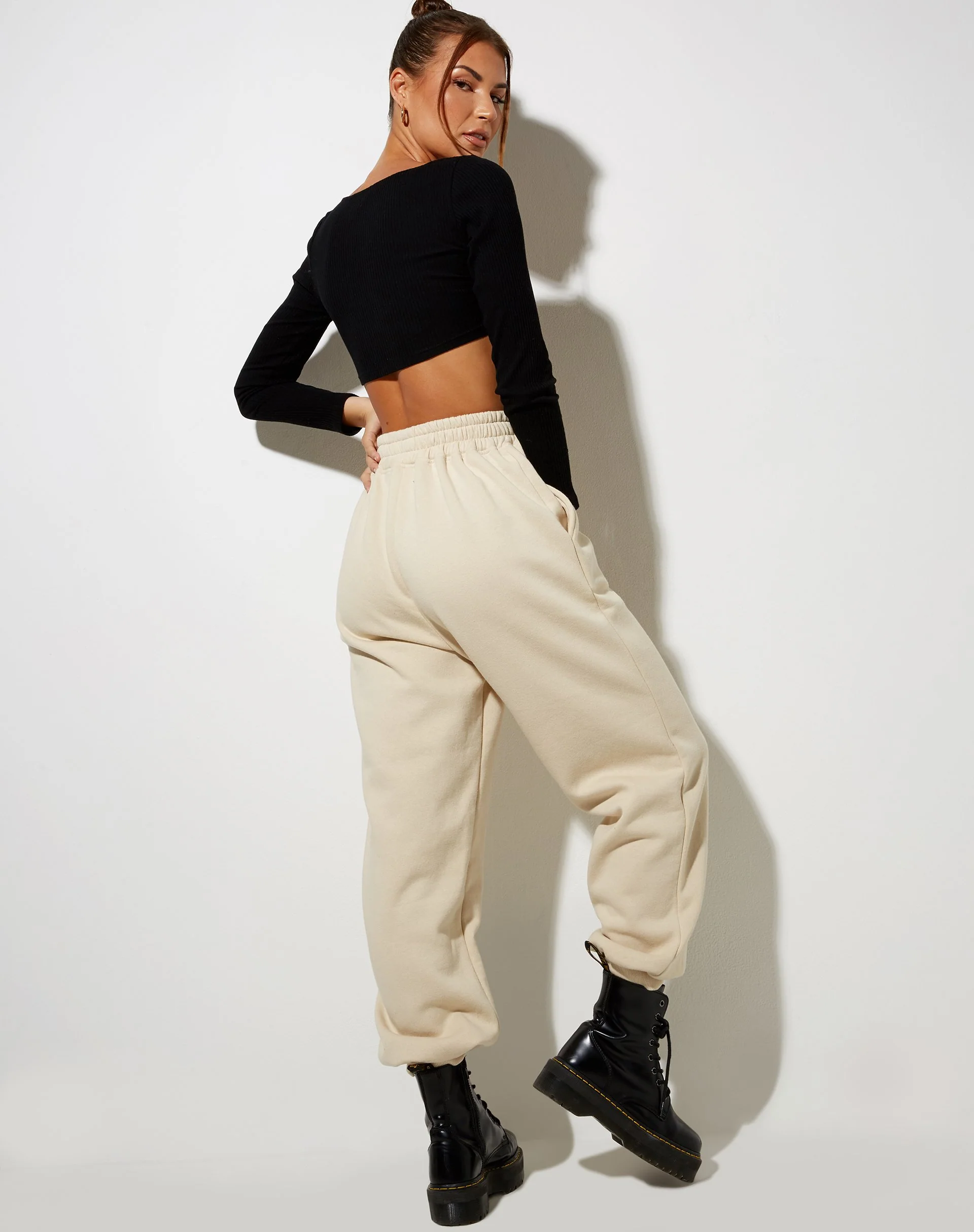 Roider Jogger in Stone 'Angel' Embro - Image 3