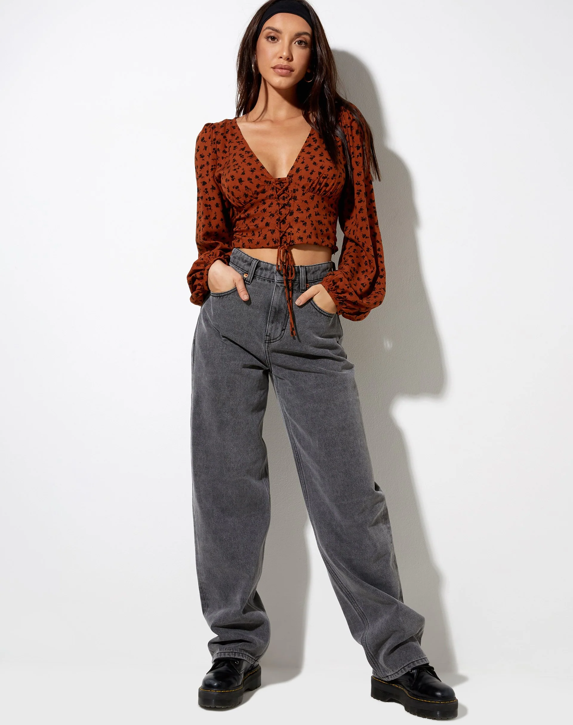 Romina Top in Dainty Daisy Bombay Brown - Image 3