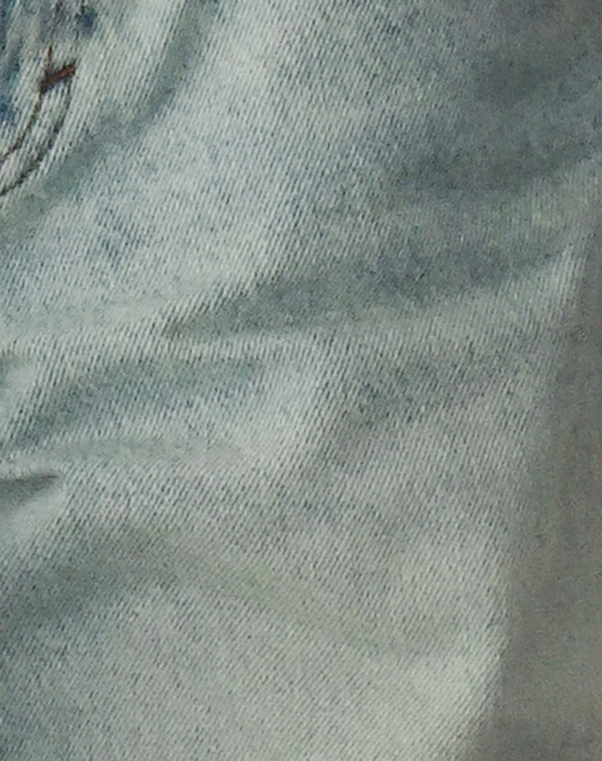 Roomy Extra Wide Low Rise Jeans in Super Bleached Wash - Image 5