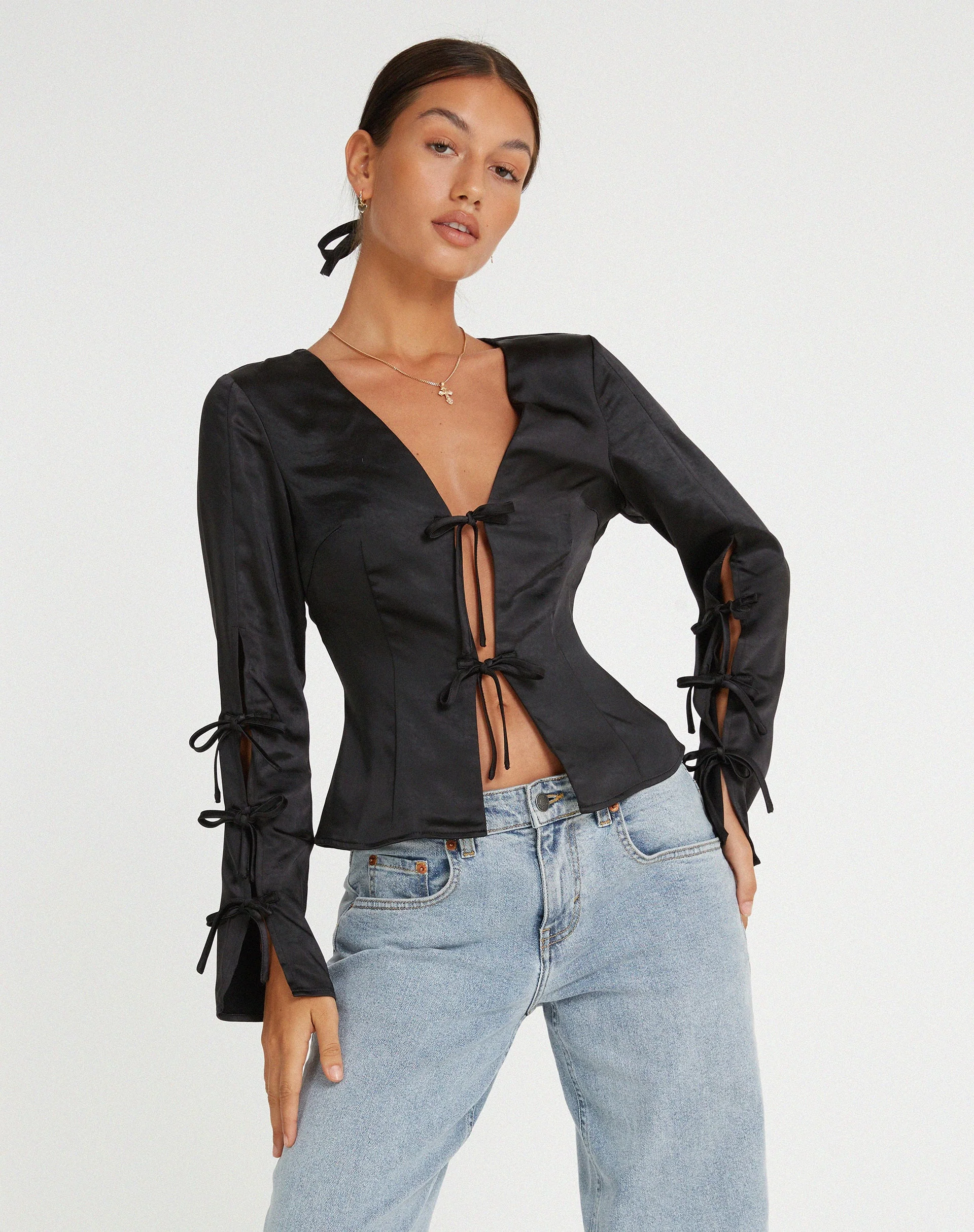 Ruhara Long Sleeve Top in Satin Black - Image 2