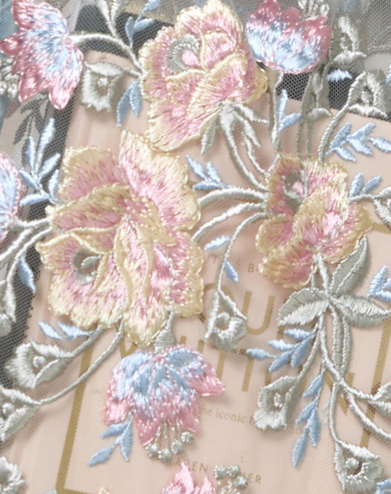 Shi Bag in Natural Lace Embroidery with Blue Satin Binding - Image 5