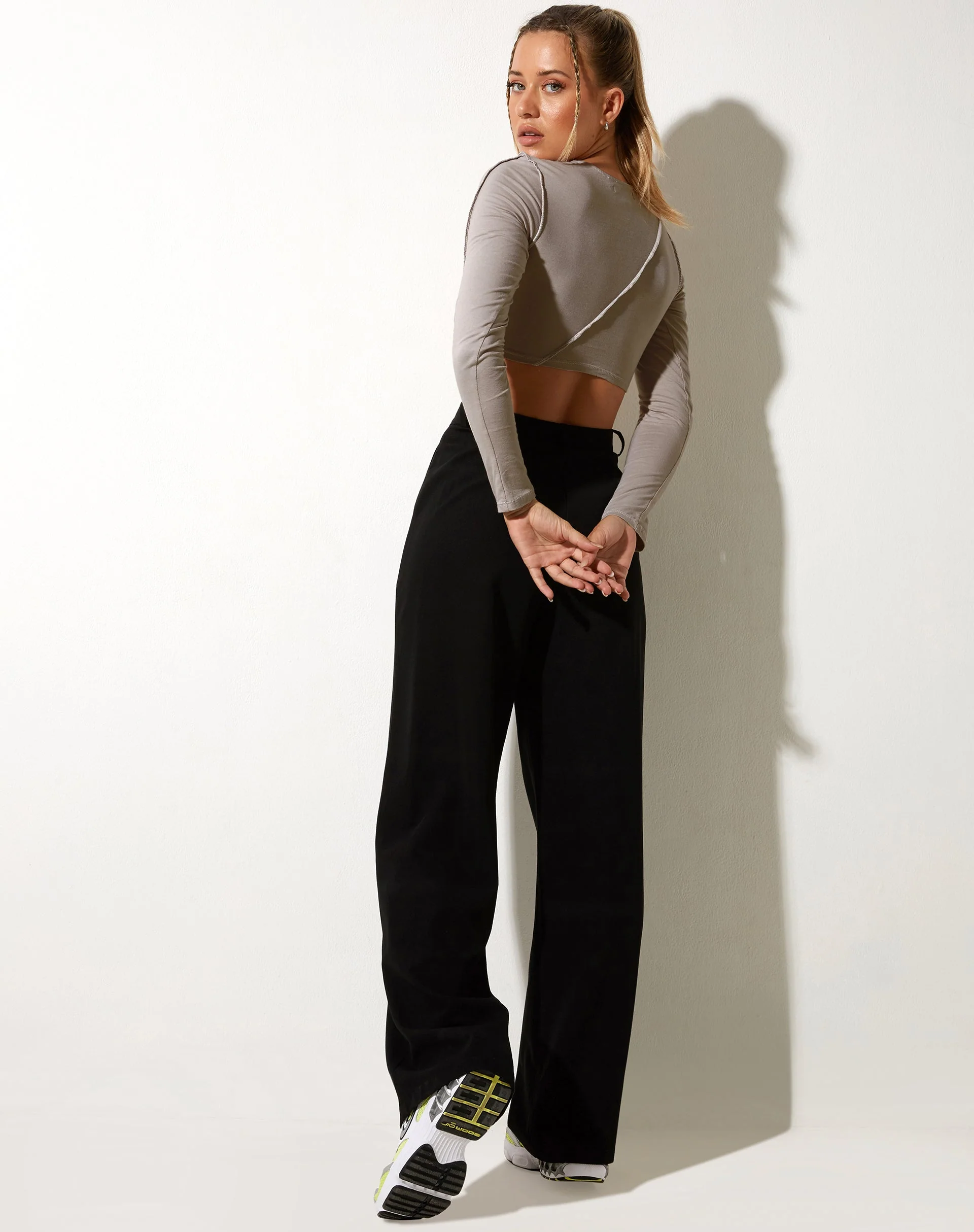 Teaghan Crop Top in Lycra Oat Milk - Image 5