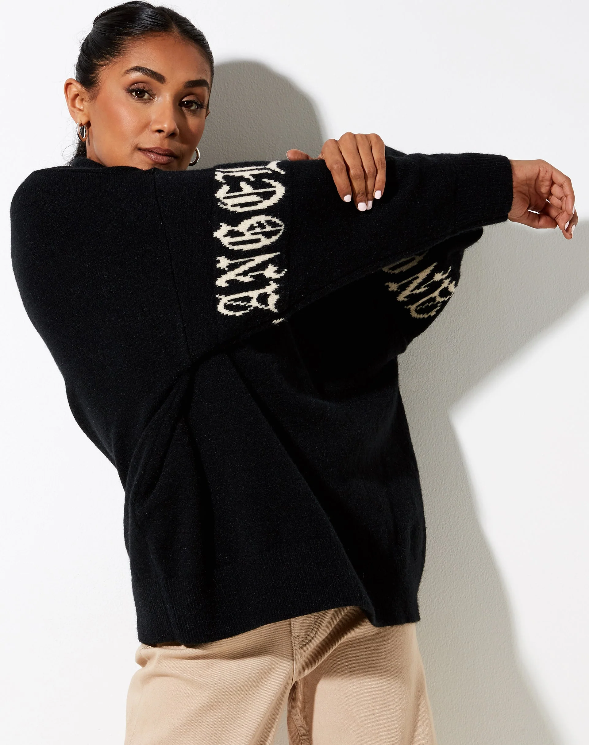 Tusca Sweatshirt in Black with Angel on Sleeve - Image 5