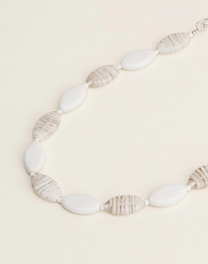 White Glass Beaded Necklace - Image 6