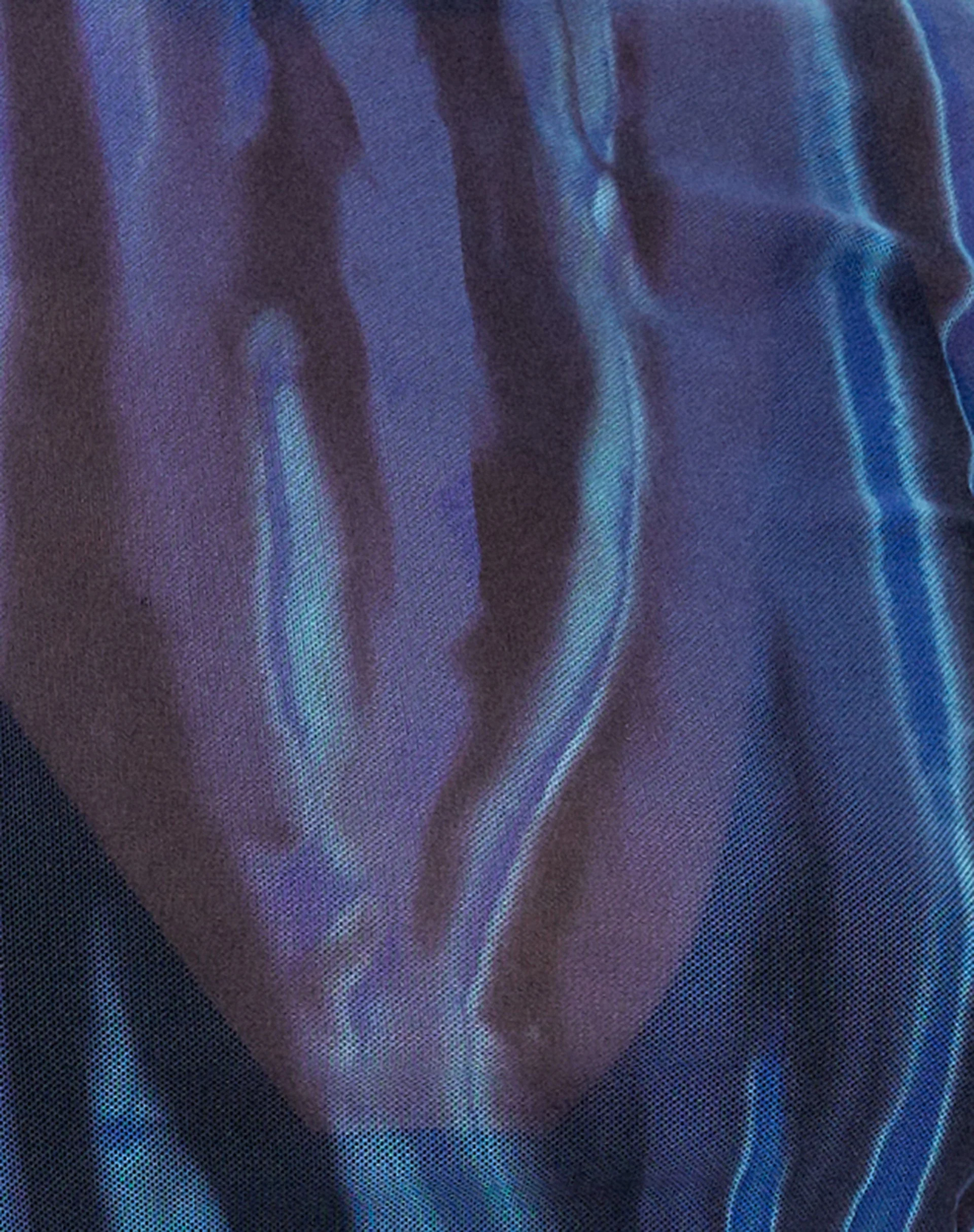 Zorani Short Sleeve Top in Colour Bleed Blue - Image 5